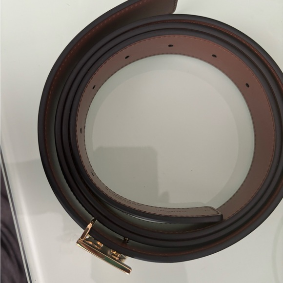 Burberry belt - Picture 2 of 7